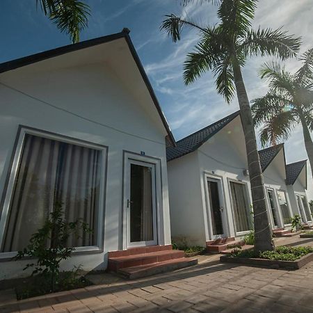 Fami Nguyen Homestay Chau Doc Exterior foto