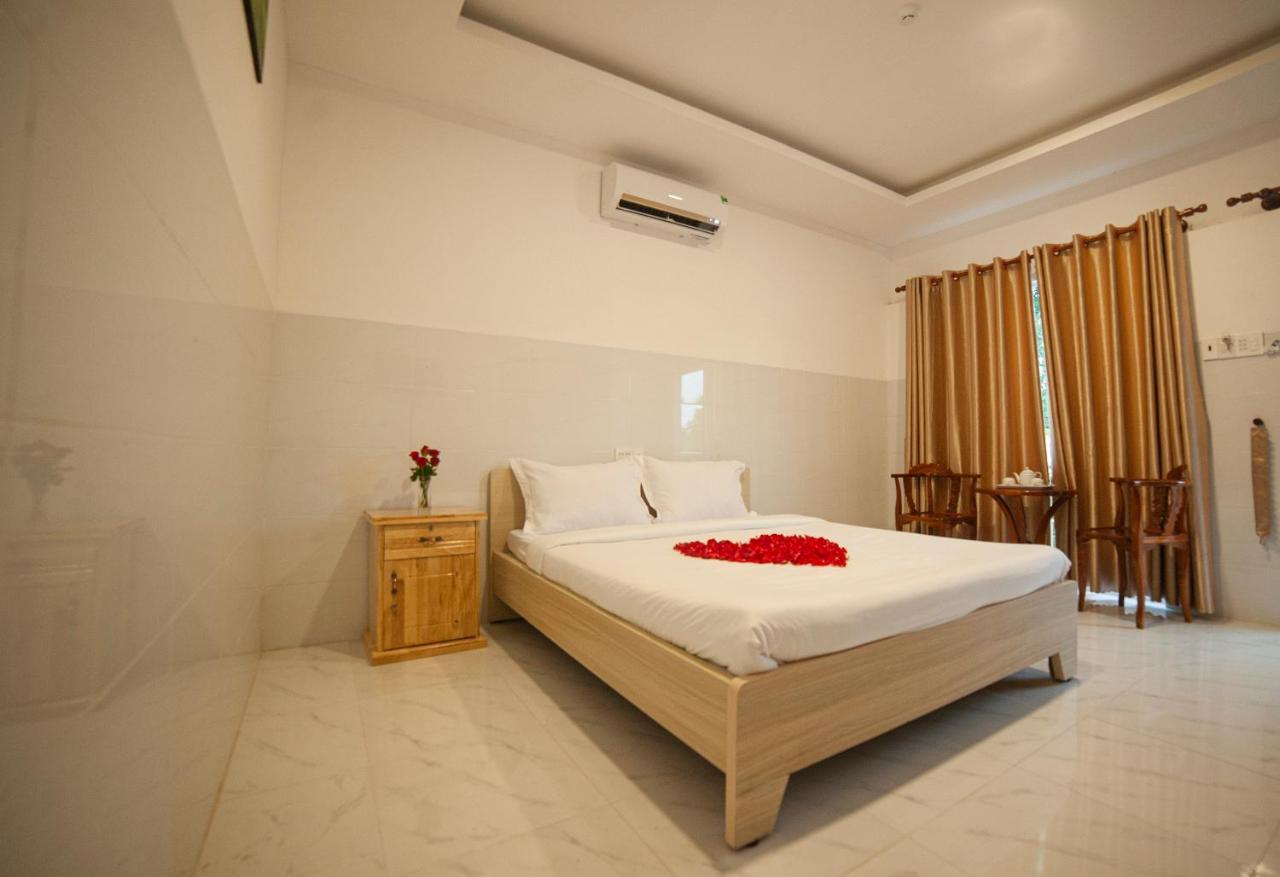 Fami Nguyen Homestay Chau Doc Exterior foto