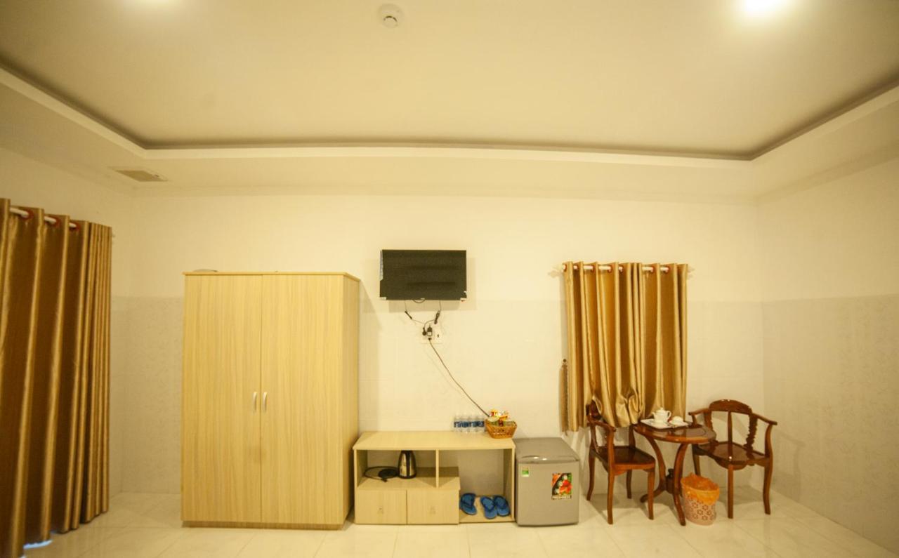 Fami Nguyen Homestay Chau Doc Exterior foto
